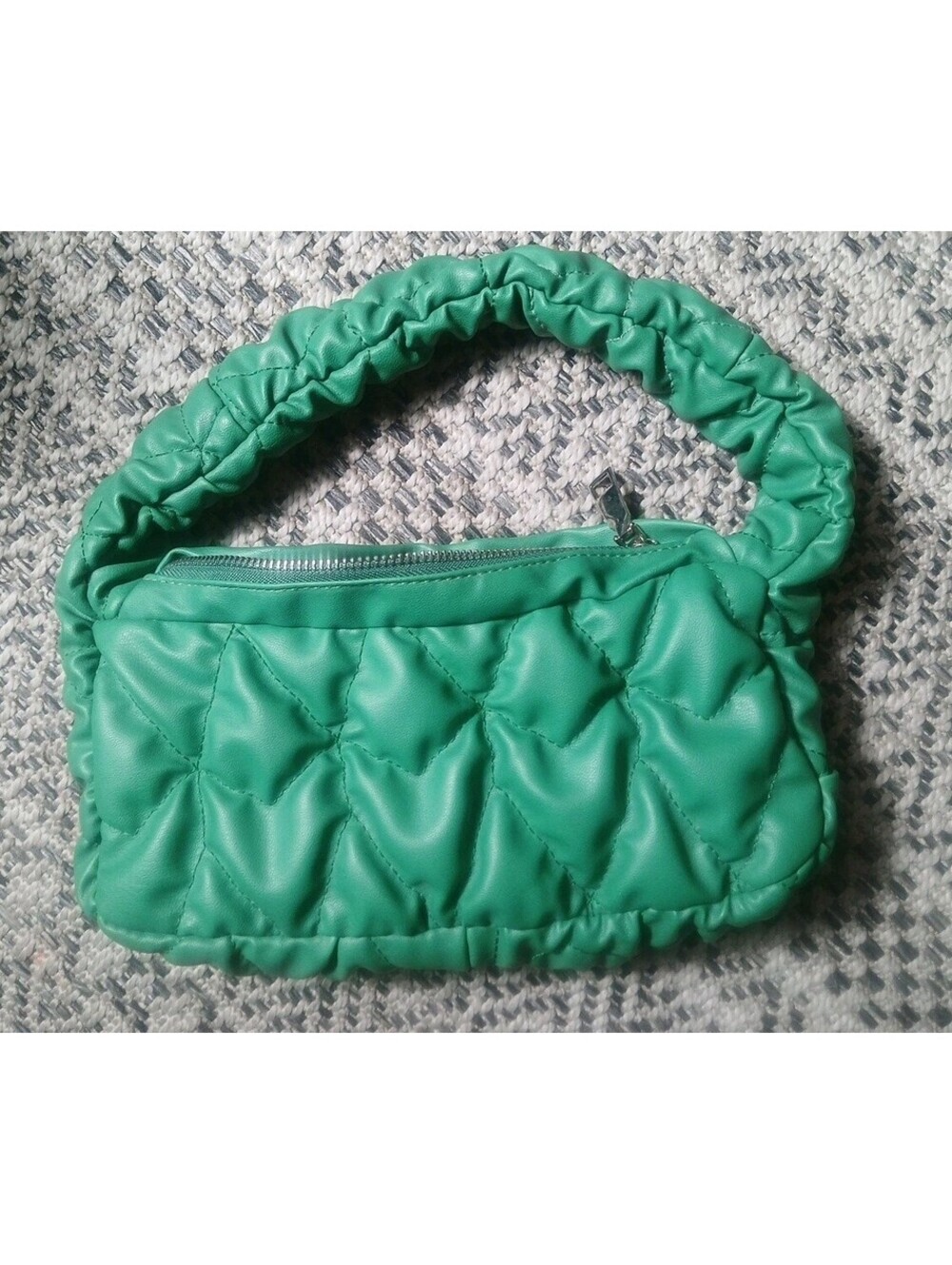 Green Puff Purse - Picture 2 of 5